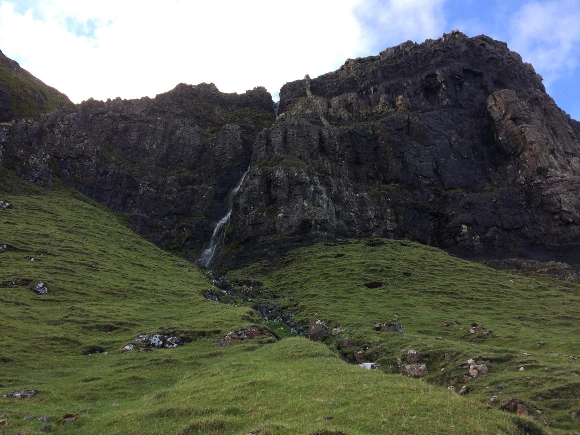 Waterfall View Milovaig المظهر الخارجي الصورة